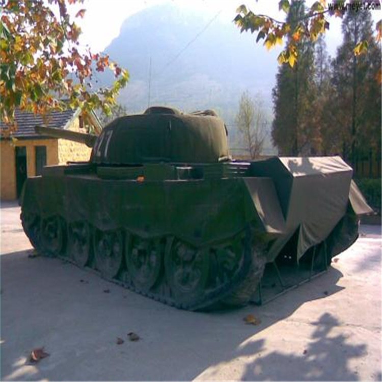 磁县大型充气坦克